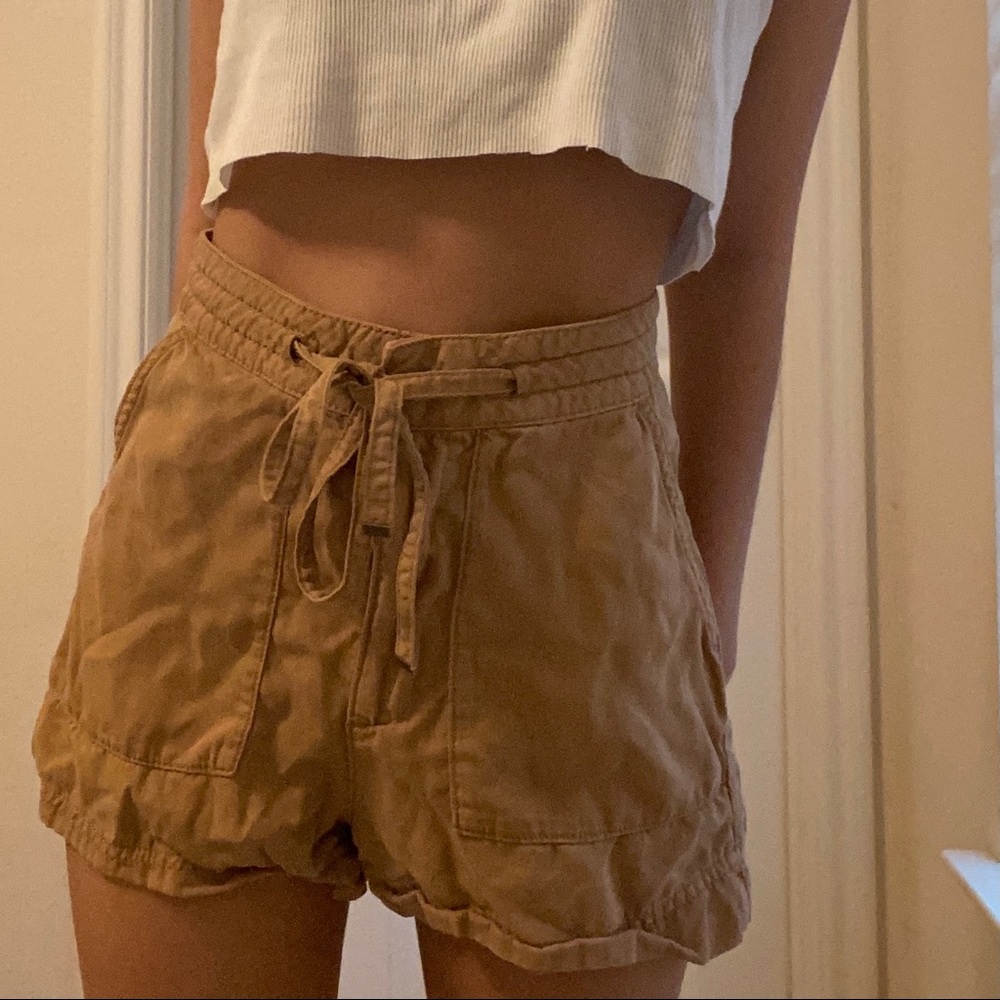 suede short